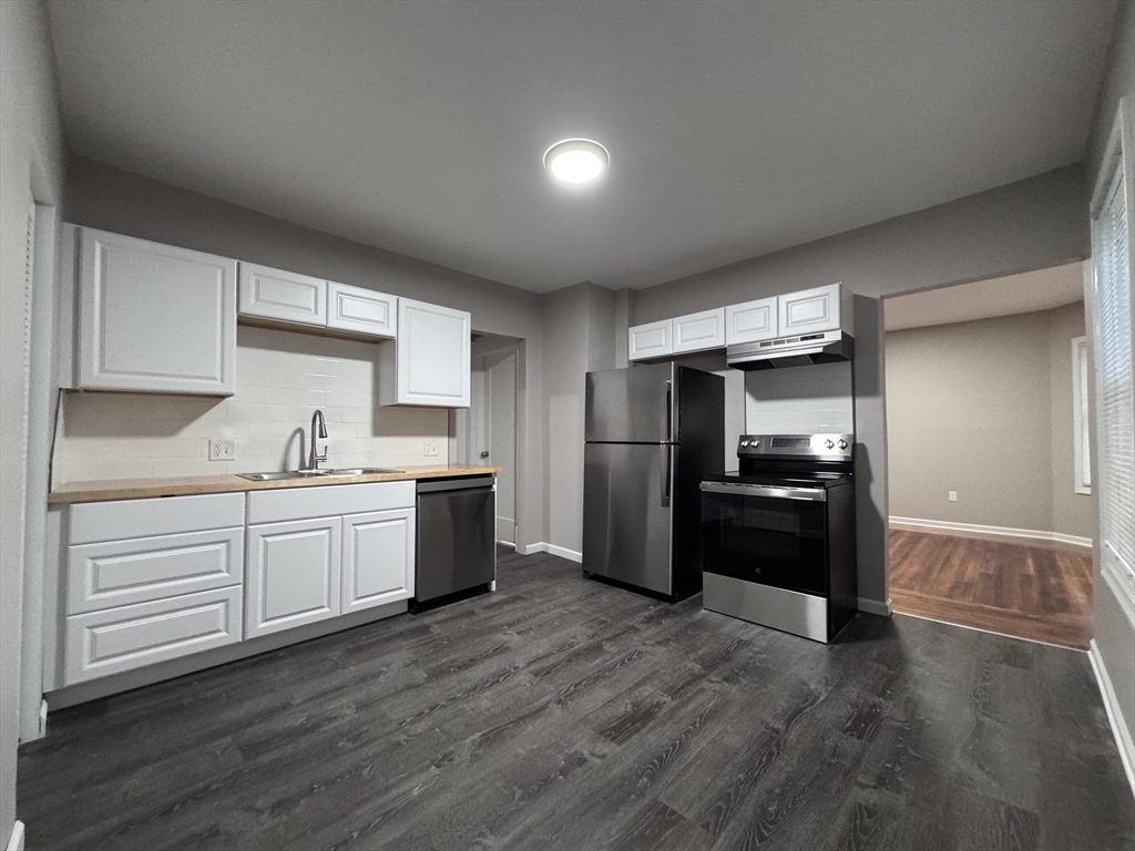 97-99 Grover St #2, Springfield