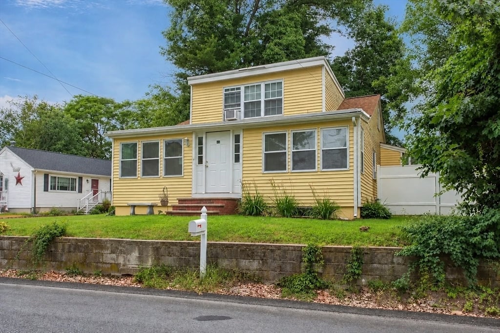 房源照片：100 Mascuppic Trail, Tyngsborough