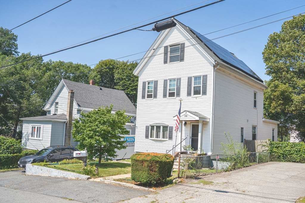 30 Western Ave, Saugus