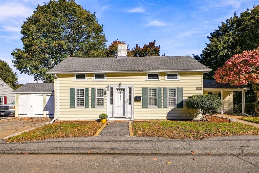 164 Central St, Auburn