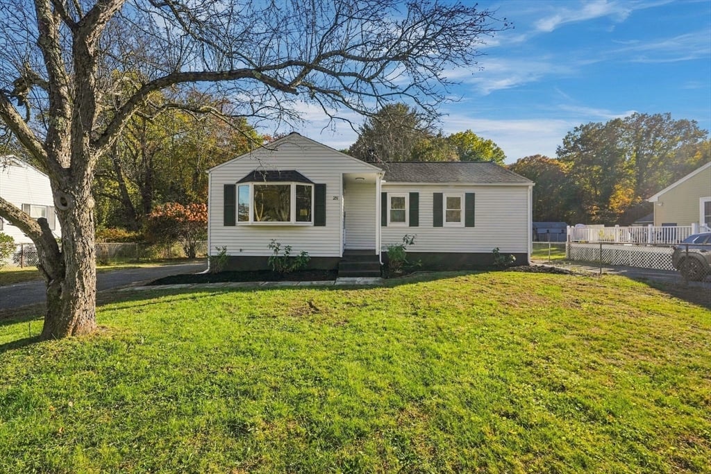 房源照片：28 New Ludlow Rd, Granby