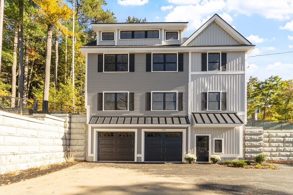 346 Rogers St, Lowell