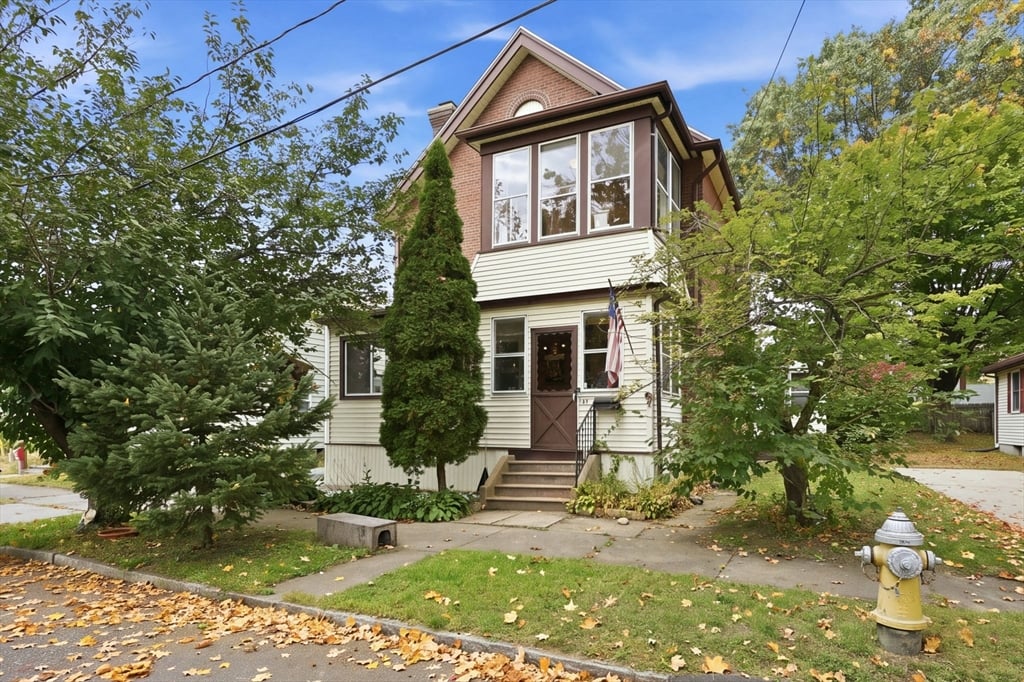 38 Worthy St, Springfield