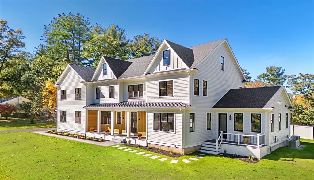 14 Gloria Circle, Burlington