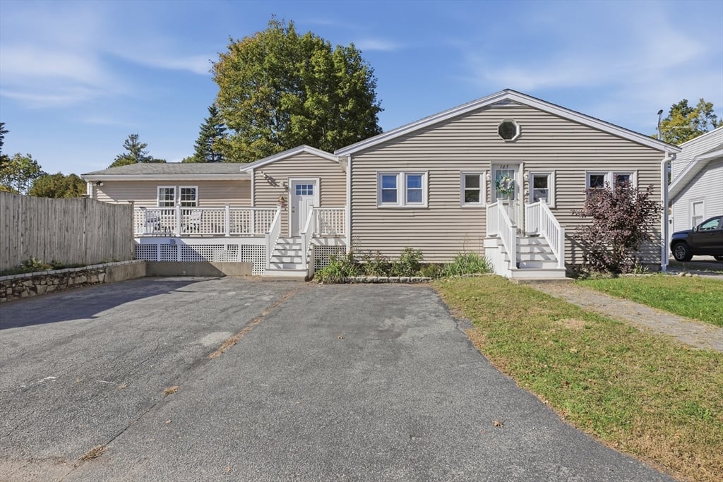 165 Lake Shore Drive, Weymouth