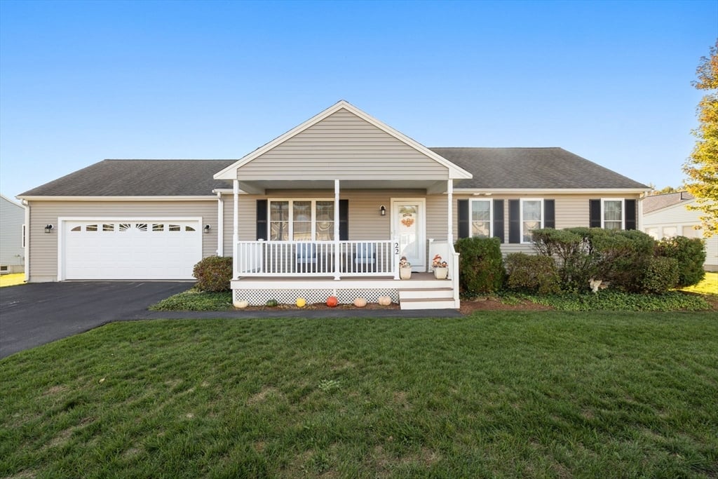 房源照片：22 Bell Drive, East Bridgewater