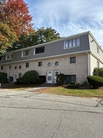 79 Farrwood Dr #79, Haverhill