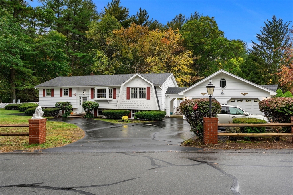 27 Charme Rd, Tewksbury