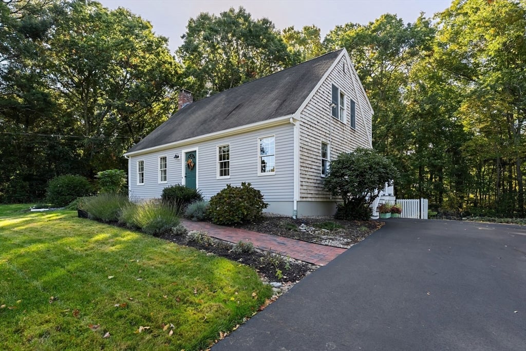 2 Brookside Drive, Bridgewater