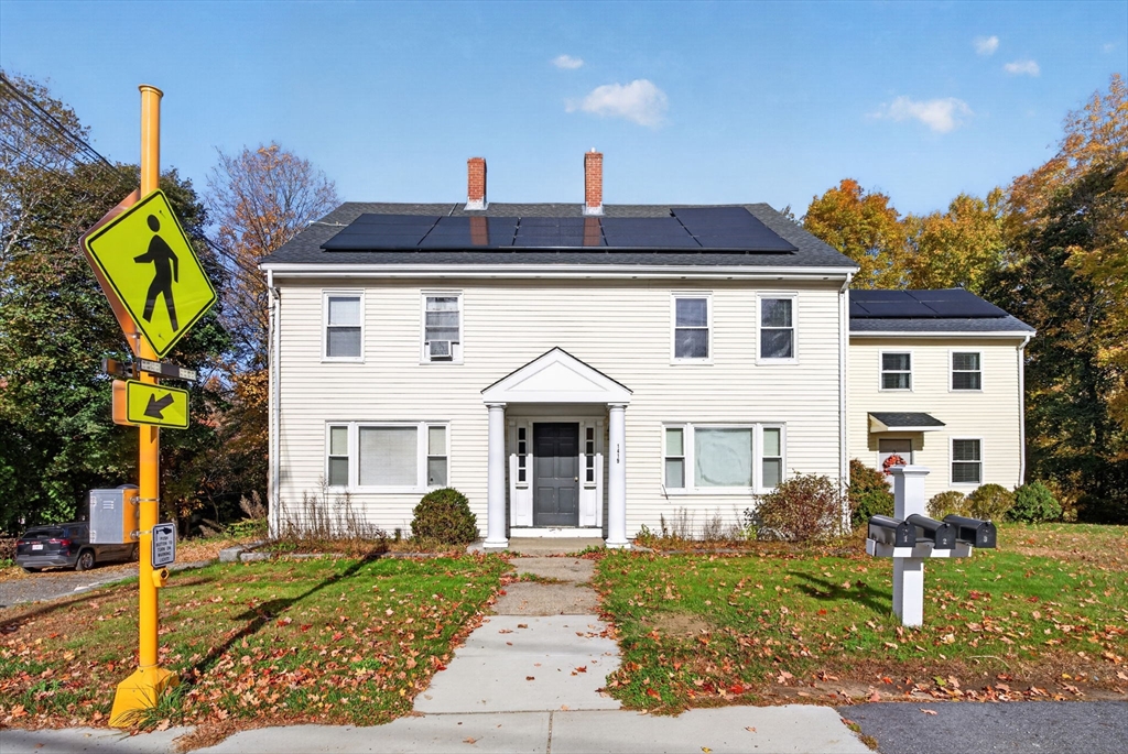 1419 Washington St, Holliston