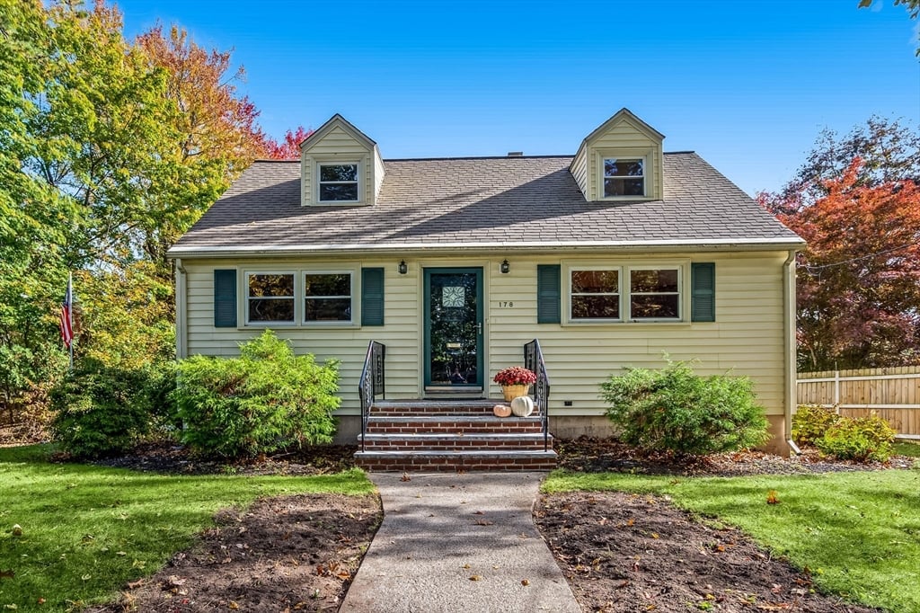 178 Central Ave, Dedham