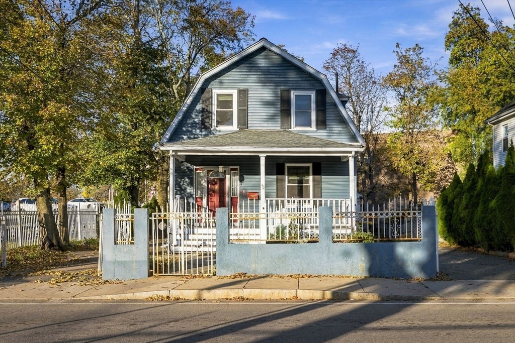 40 Beaver St, Framingham