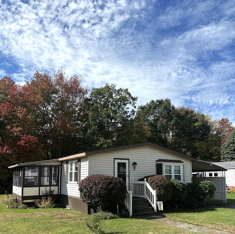 房源照片：9 American Ave, West Bridgewater