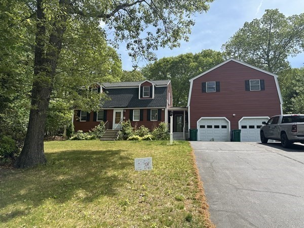 תמונה של הנכס: 2 Stonehedge Circle, Billerica