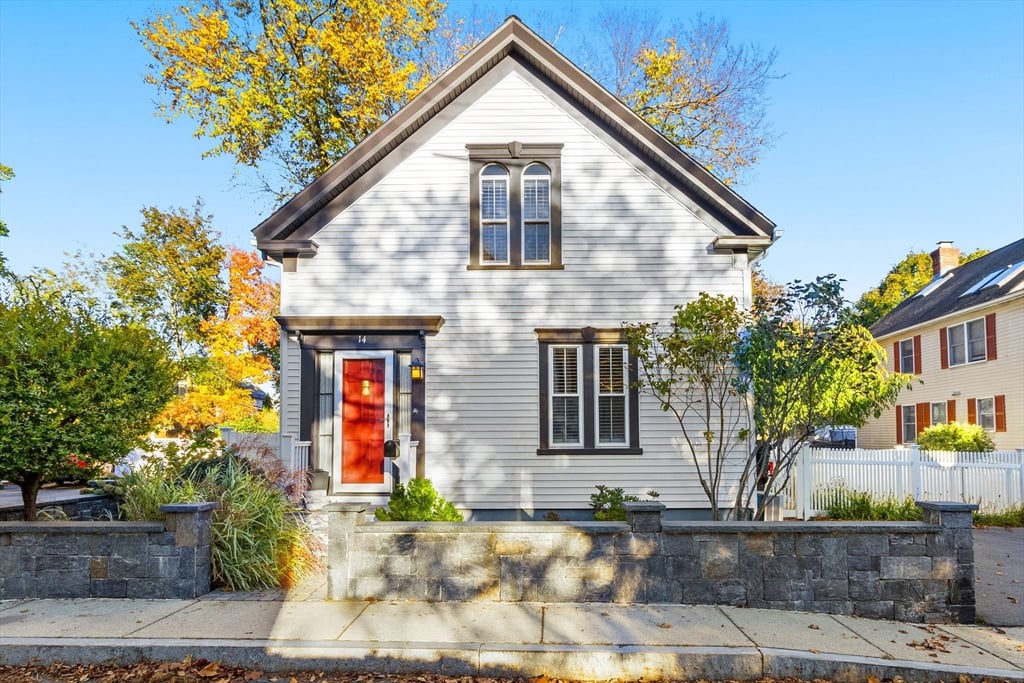 14 Maple Street, Natick