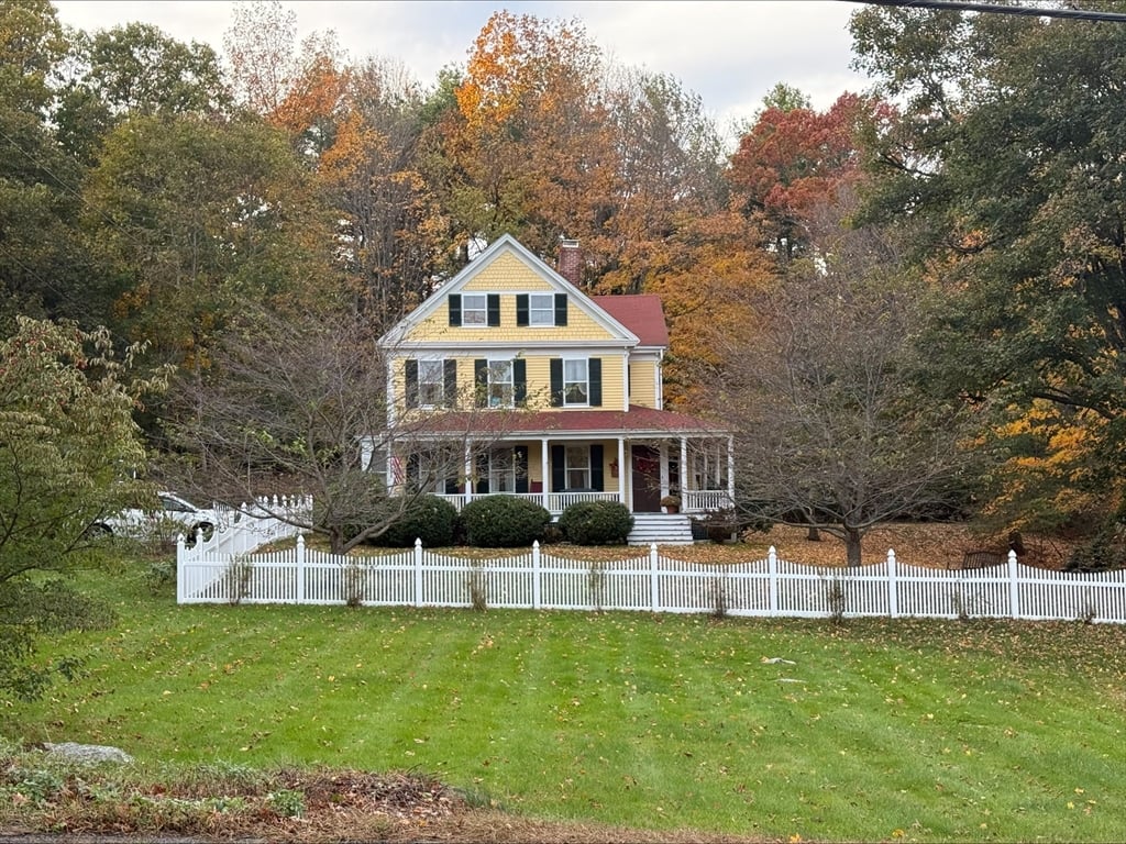 120 South St, Northborough