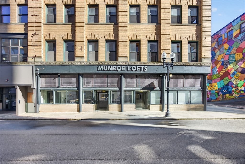 49 Munroe St #302, Lynn