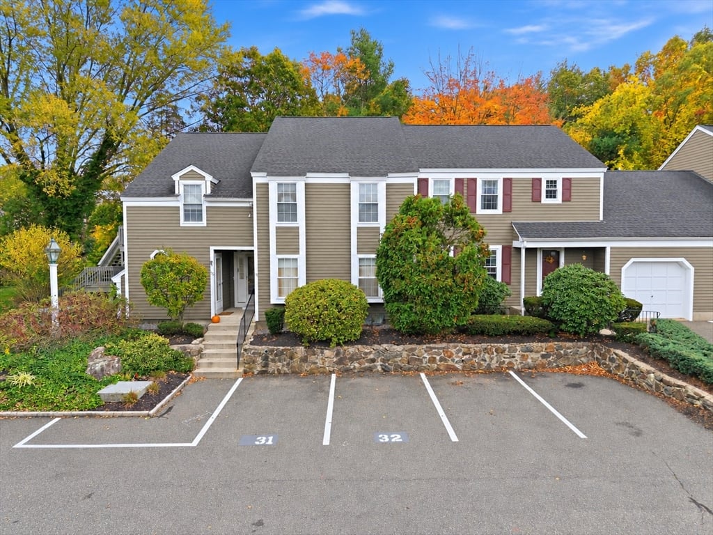 31 Shaw Farm Road #31, Canton
