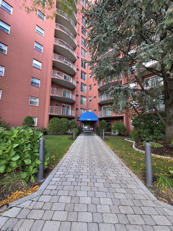 115 W. Squantum Street #417, Quincy