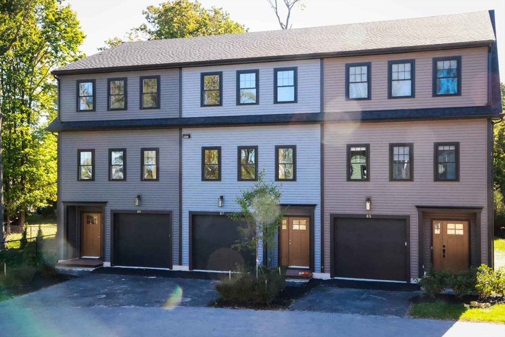 87 Neponset St #87, Canton