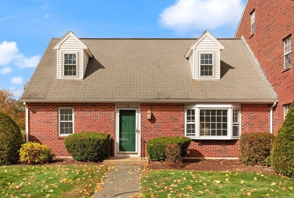 תמונה של הנכס: 93 Claire Dr #93, Stoughton