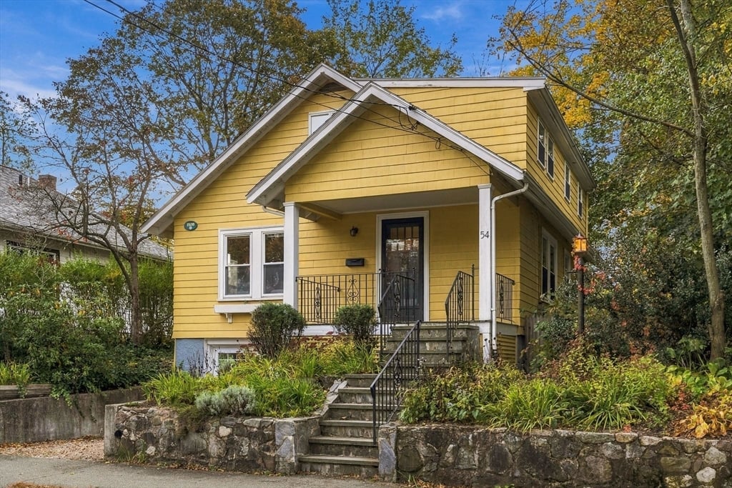 54 Barrows Street, Dedham