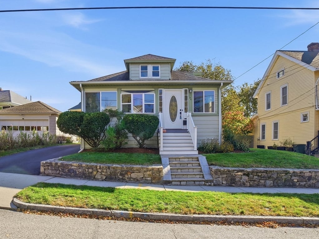 194 Whitmarsh Ave, Worcester