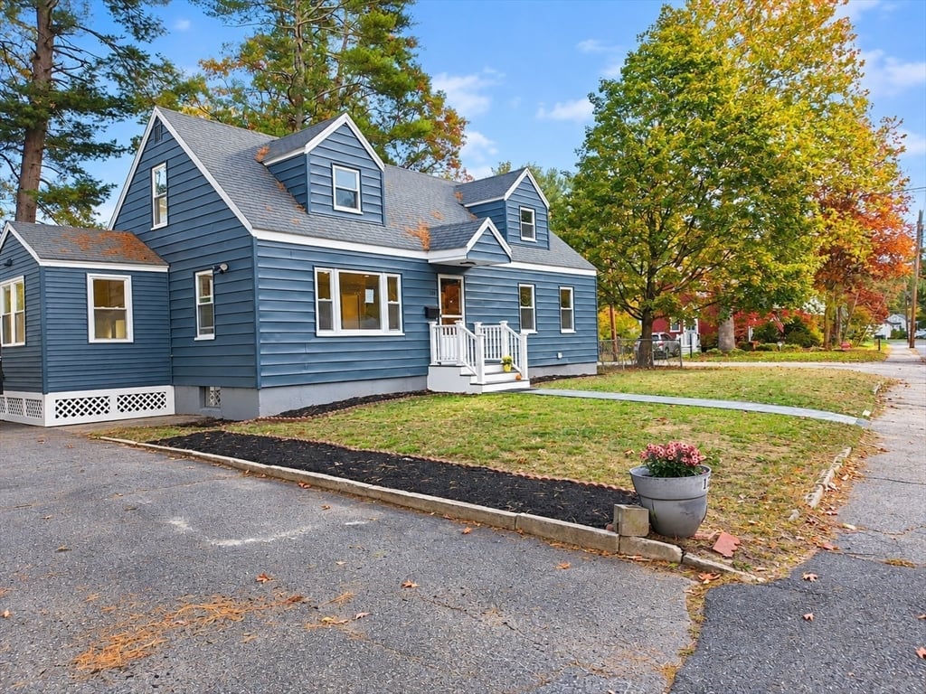 123 Patten Rd, Tewksbury