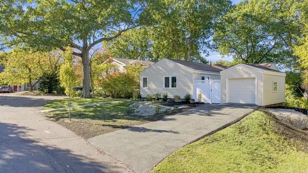תמונה של הנכס: 31 Amherst Rd, Marblehead