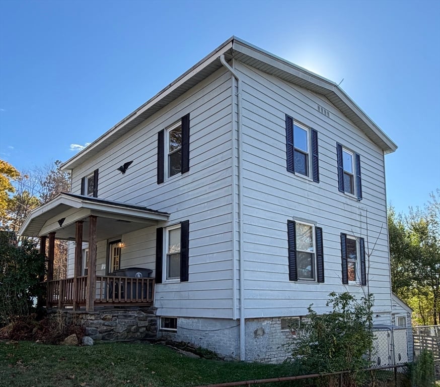 340 Park St, Gardner
