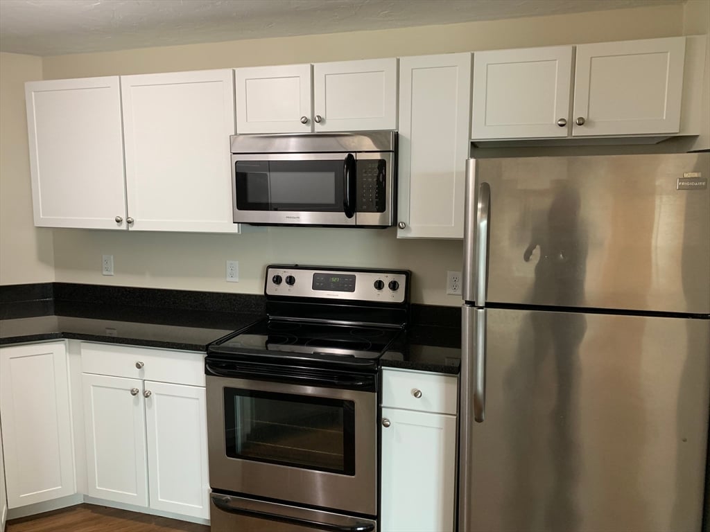 411 Main #306, Stoneham
