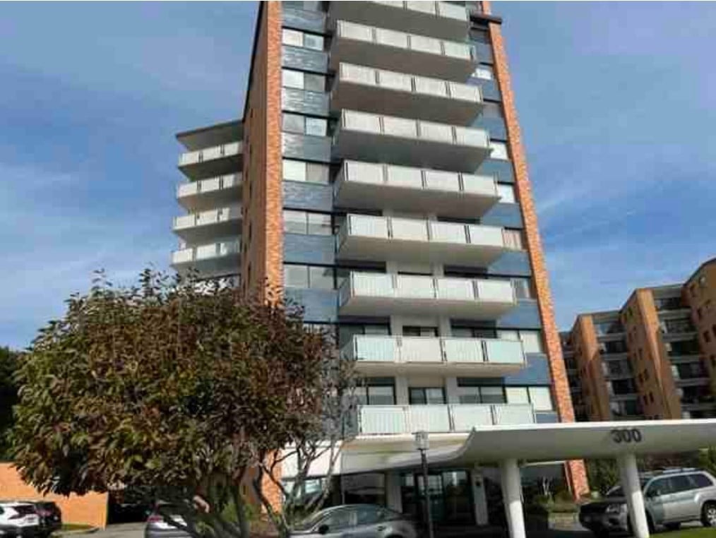 300 Lynn Shore Dr #712, Lynn