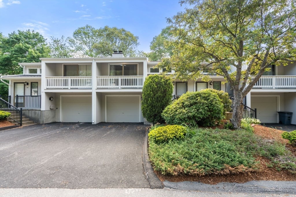50 Londonderry Rd #50, Grafton