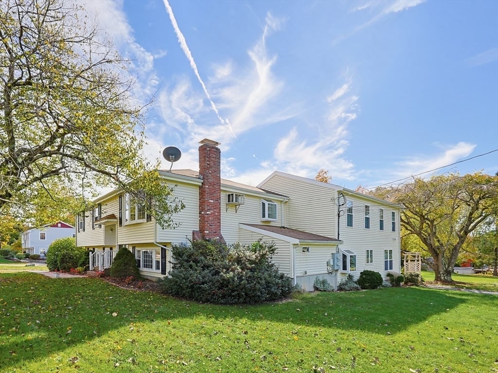 560 Allen  Avenue, North Attleboro