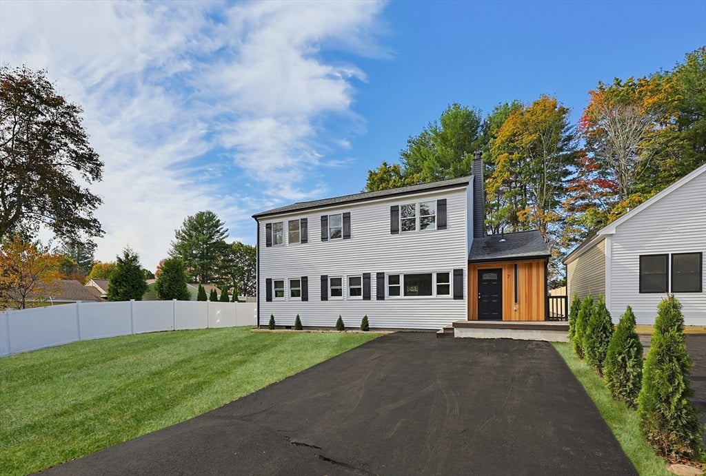 תמונה של הנכס: 7 Ox Rd, Billerica