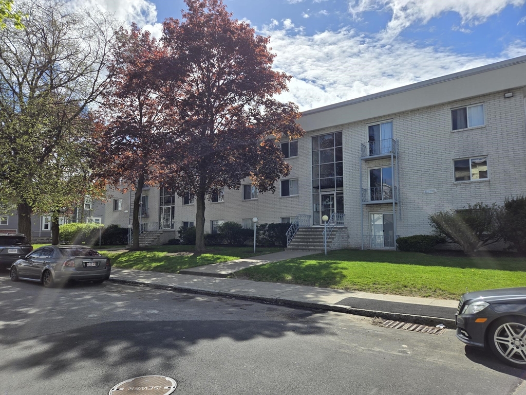 תמונה של הנכס: 24 Inman St #35, Lawrence
