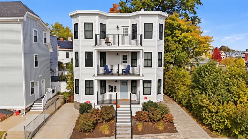 138 Centre St #6, Boston