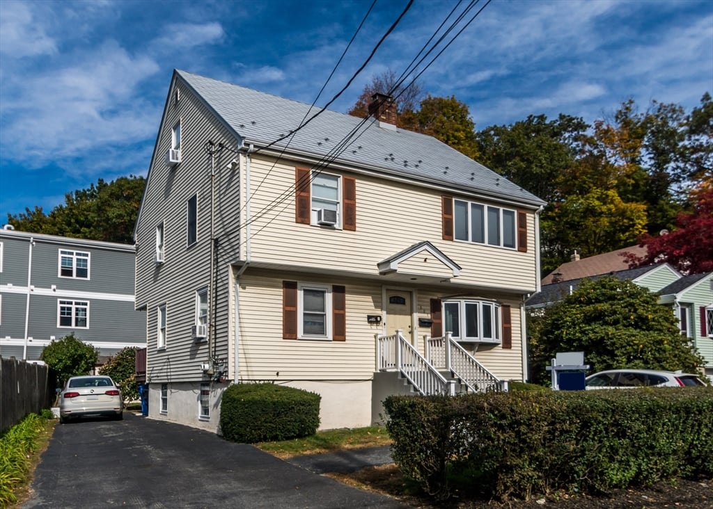 301 COLLEGE FARM ROAD, Waltham