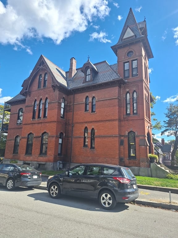 8 Claremont #1 A, Worcester